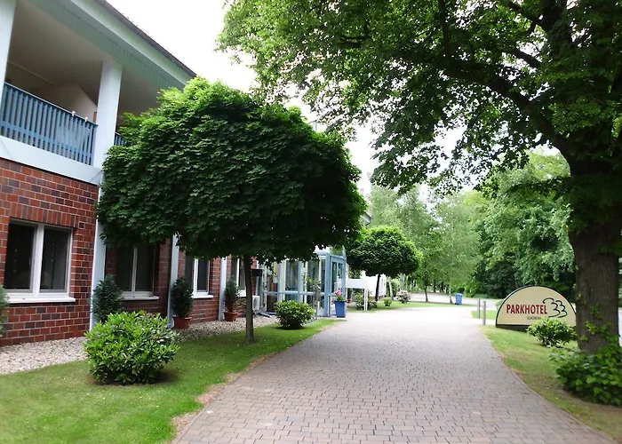 Parkhotel Schoenewalde photo