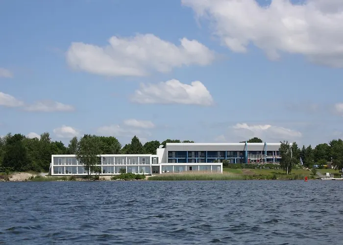 Strandhotel Senftenberger See photo