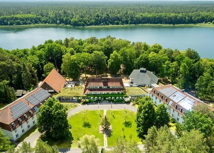Hotel Doellnsee-Schorfheide Templin photo