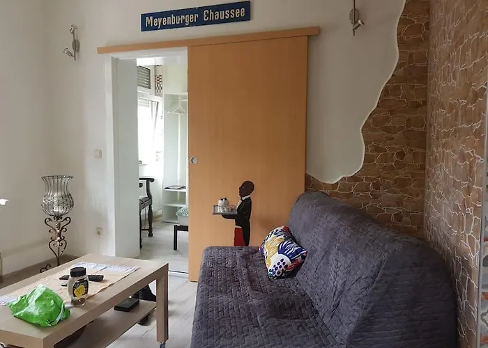 Kleine Gemuetliche Altstadt-, Monteurwohnung In Wittstock photo