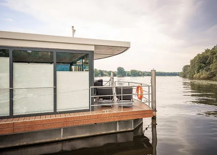 Moonrooms - Schwimmendes Haus Hennigsdorf photo