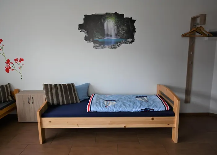 Monteure Sind Herzlich Willkommen! Mittenwalde photo