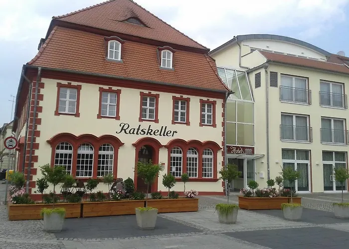 Garni-Hotel Zum Alten Ratskeller Vetschau photo