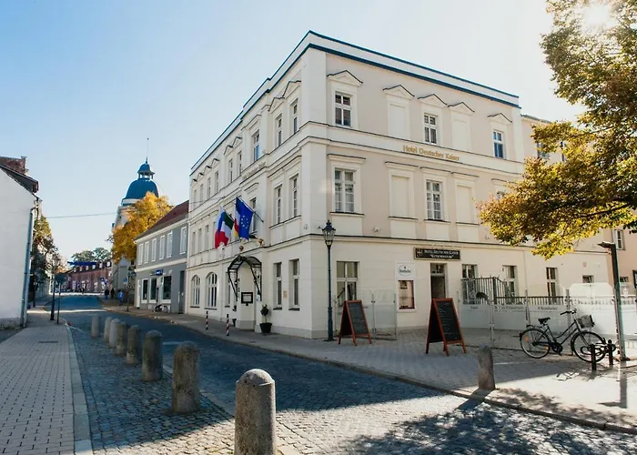 Hotel & Restaurant 