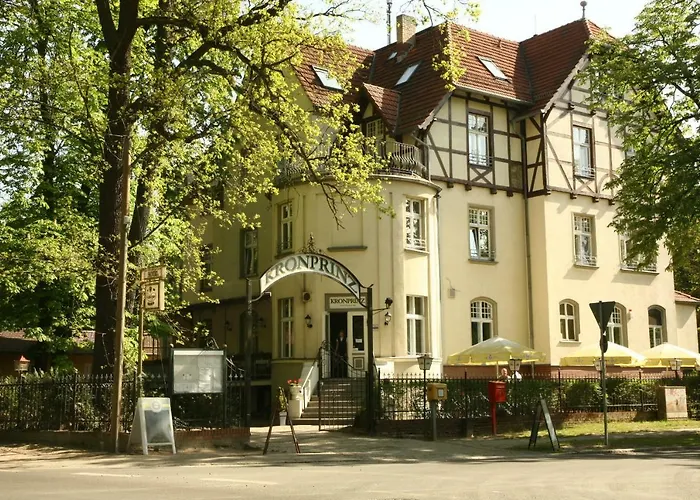 Hotel Kronprinz Falkensee photo